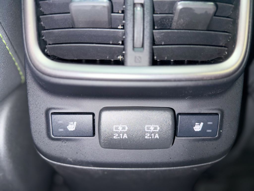 Photo 22 of this SUBARU OUTBACK