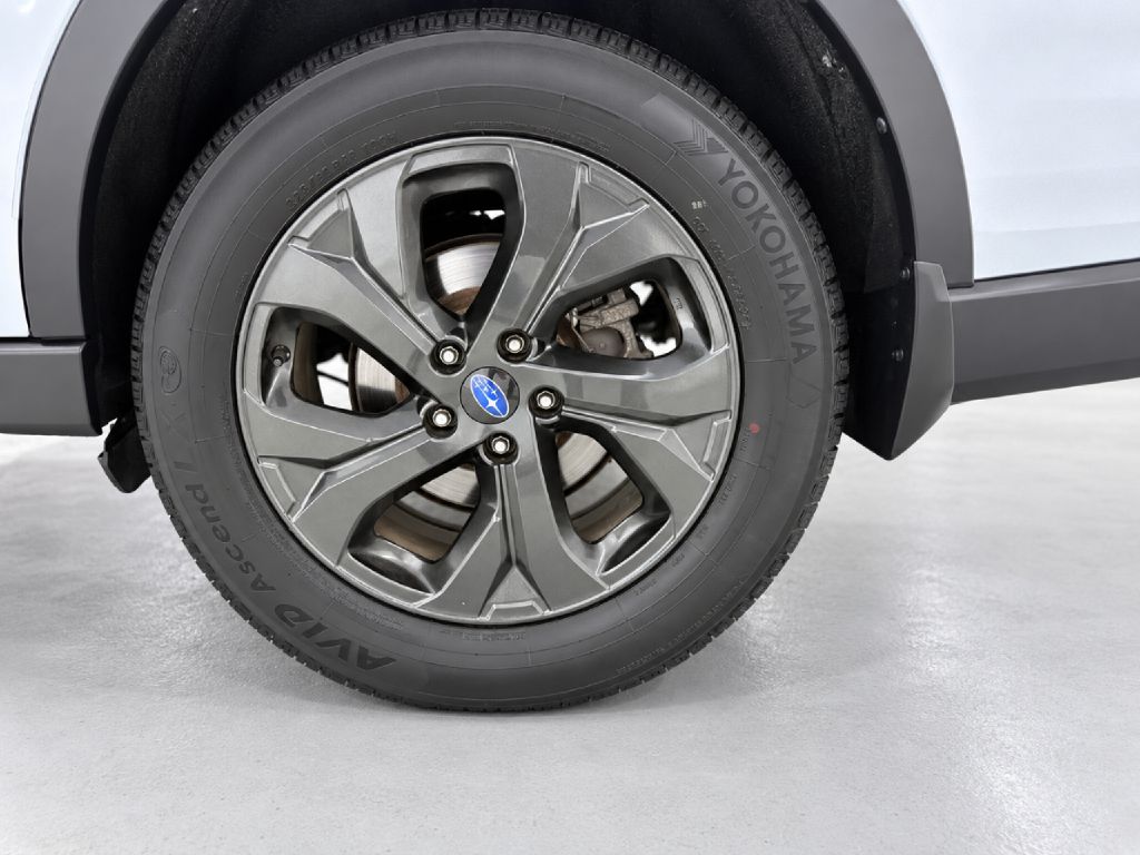 Photo 30 of this SUBARU OUTBACK