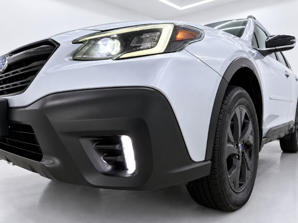 Photo 35 of this SUBARU OUTBACK