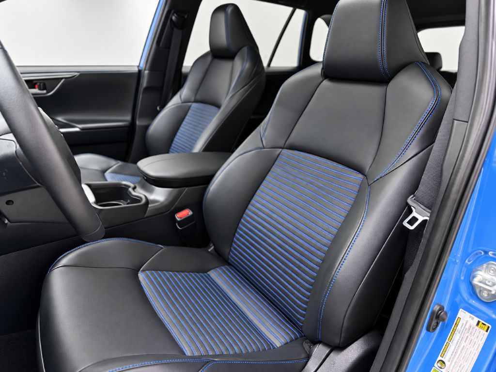Photo 9 of this TOYOTA RAV4