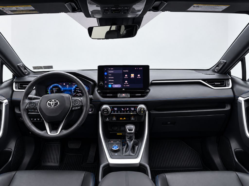 Photo 26 of this TOYOTA RAV4