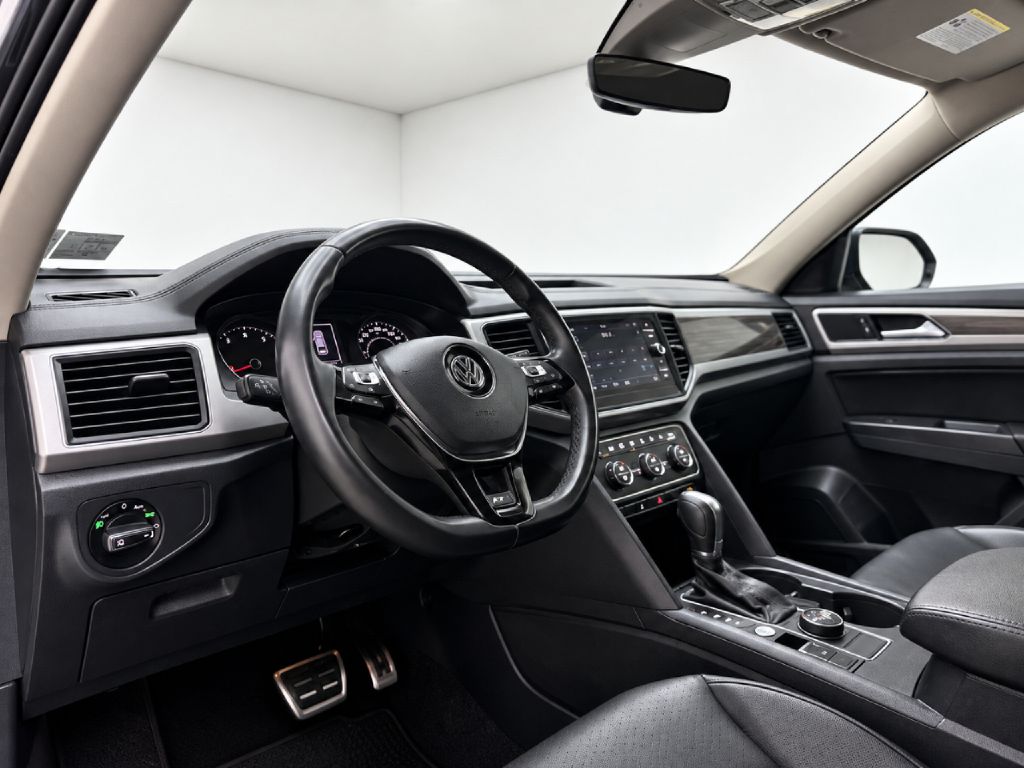 Photo 40 of this VOLKSWAGEN ATLAS