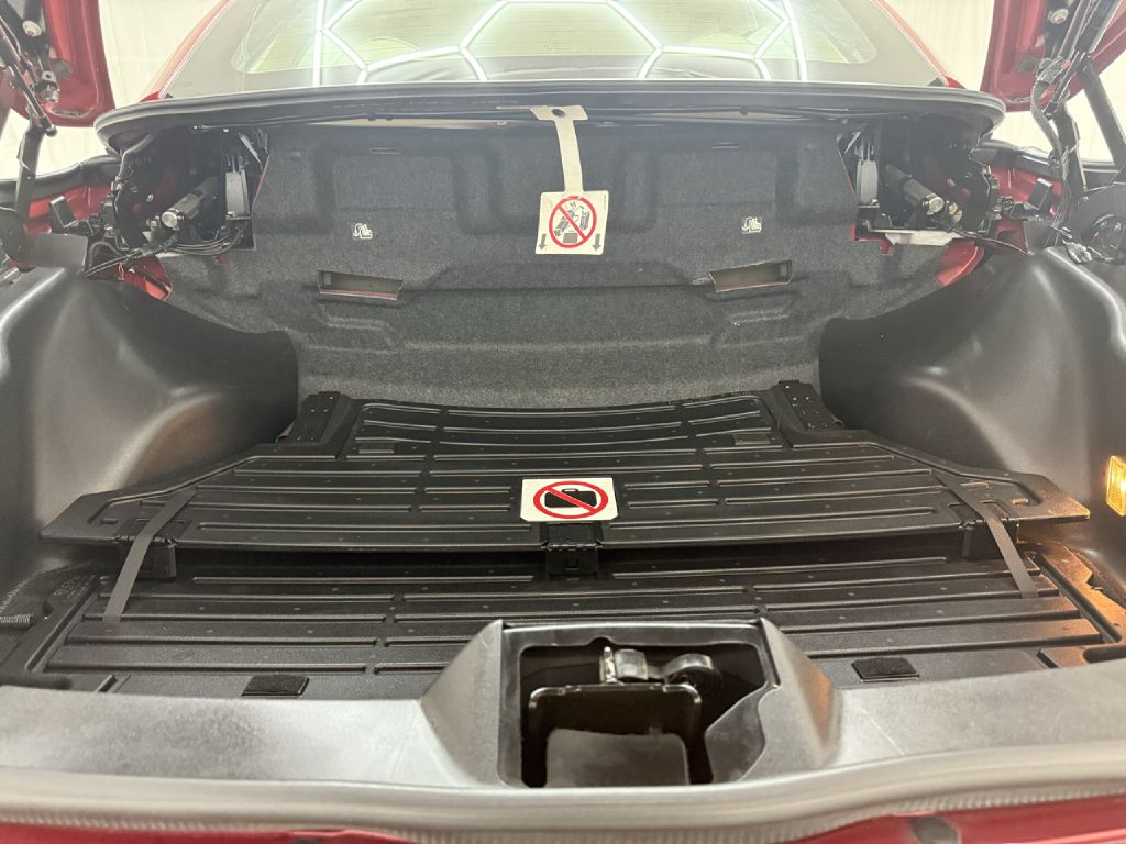 Photo 33 of this CHRYSLER SEBRING