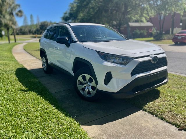 Photo 2 of this TOYOTA RAV4
