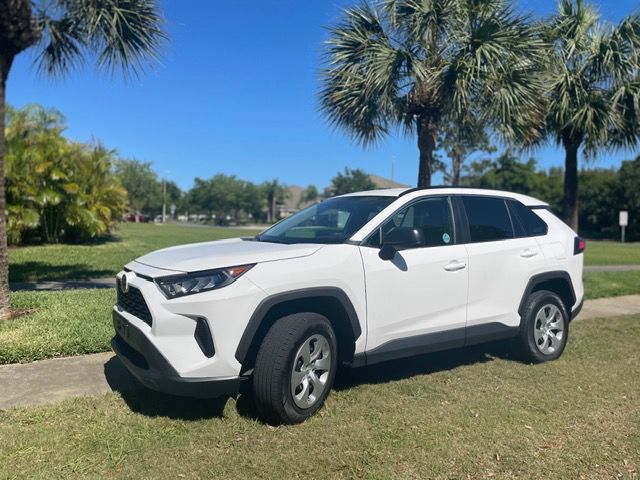 Photo 13 of this TOYOTA RAV4