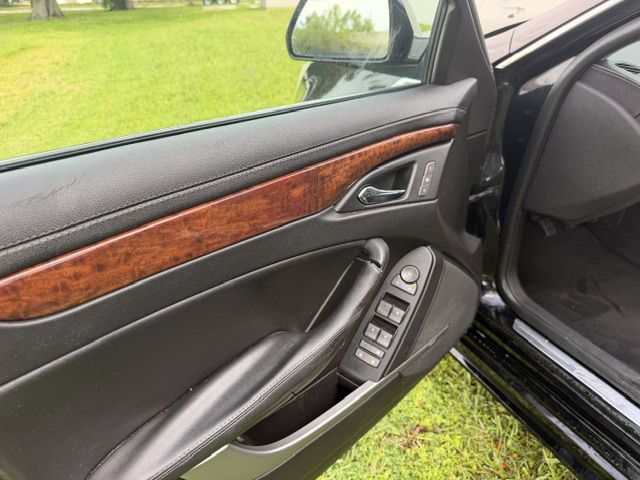 Photo 13 of this CADILLAC CTS