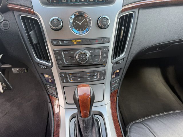 Photo 16 of this CADILLAC CTS