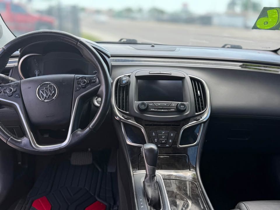Photo 7 of this BUICK LACROSSE