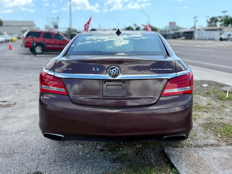 Photo 2 of this BUICK LACROSSE