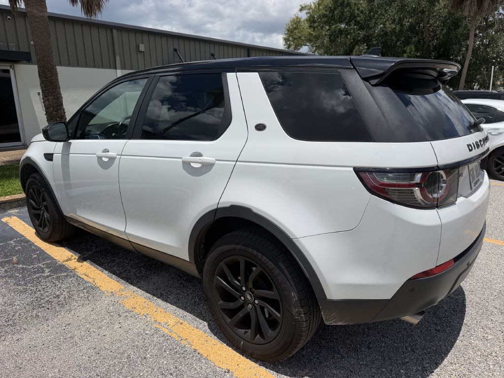 Photo 4 of this LAND ROVER DISCOVERY SPORT