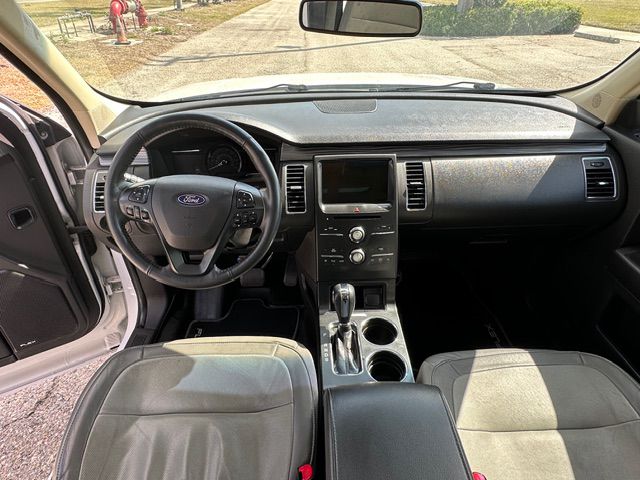 Photo 6 of this FORD FLEX