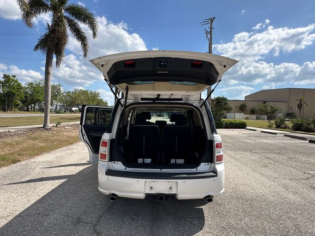 Photo 7 of this FORD FLEX