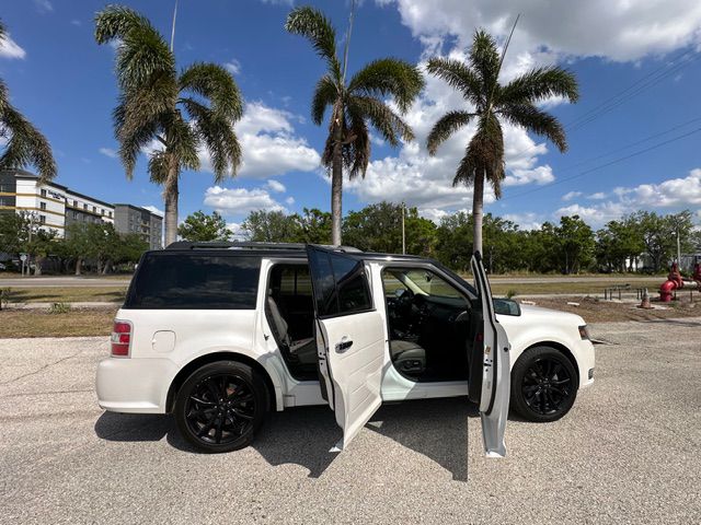 Photo 11 of this FORD FLEX