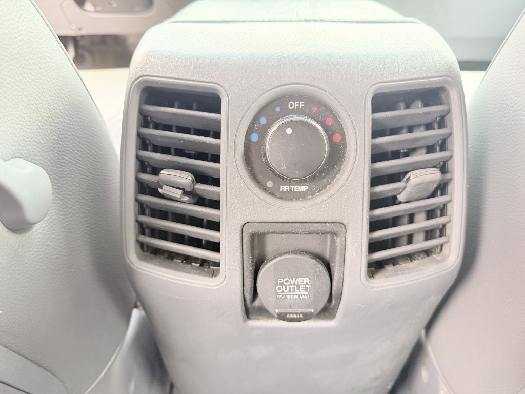 Photo 8 of this HONDA PILOT