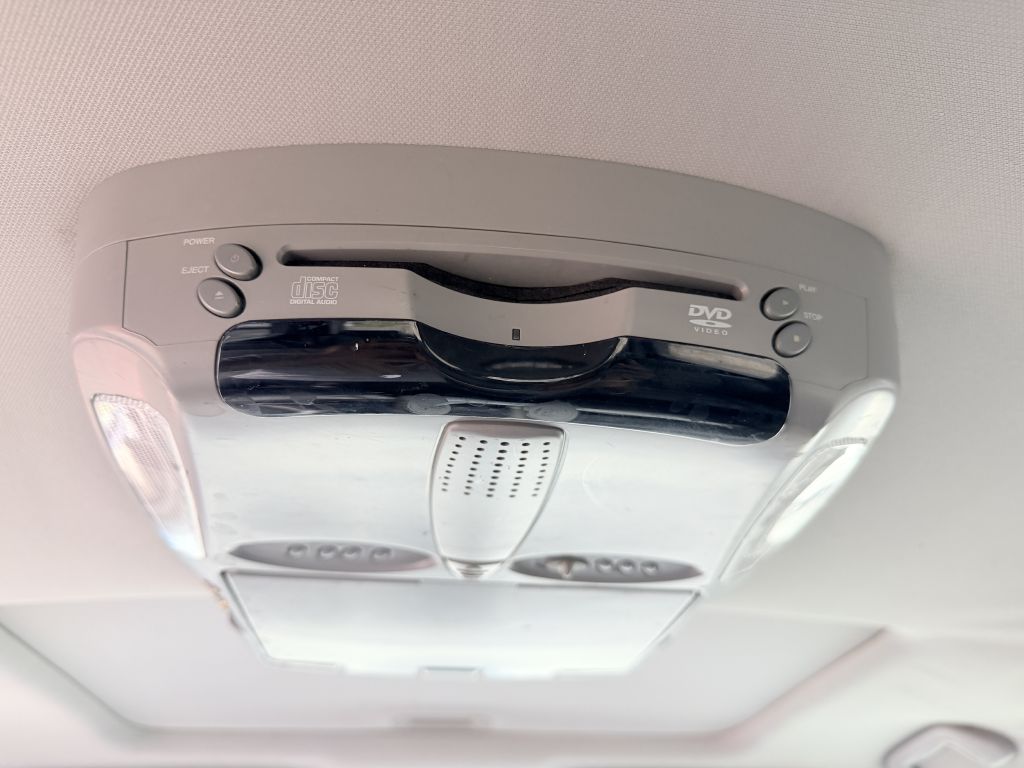 Photo 9 of this HONDA PILOT