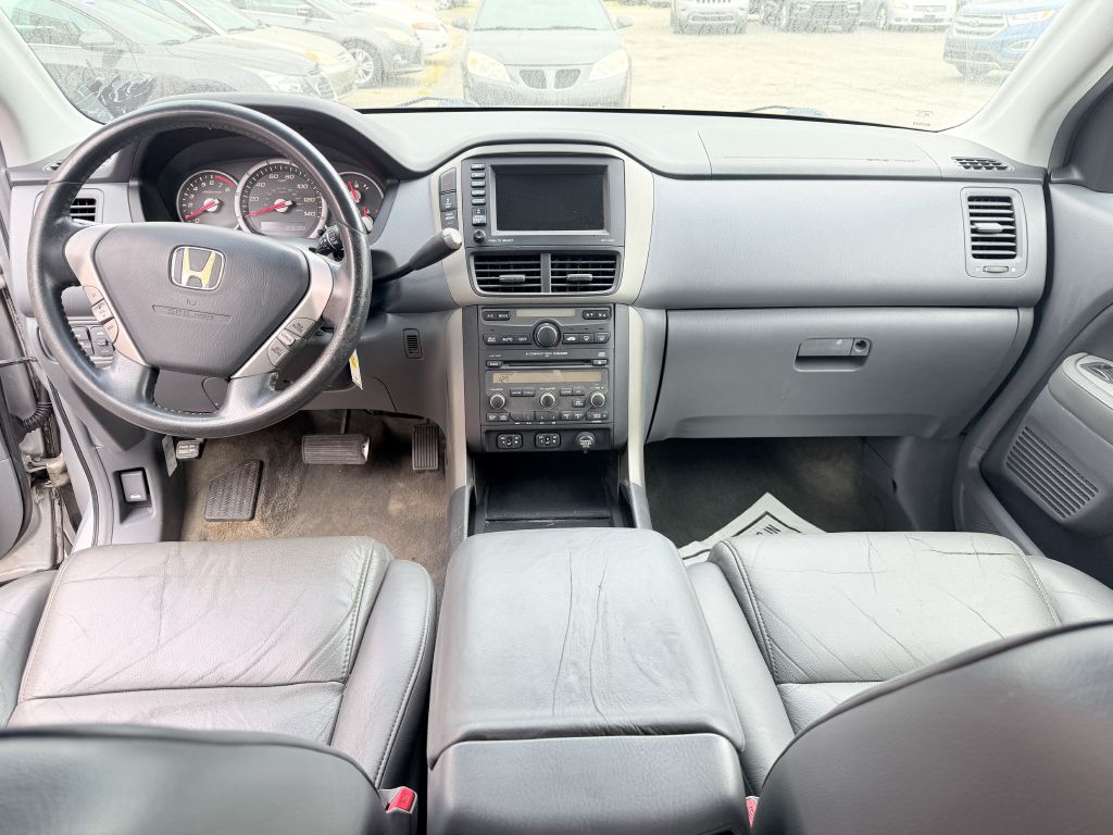 Photo 10 of this HONDA PILOT