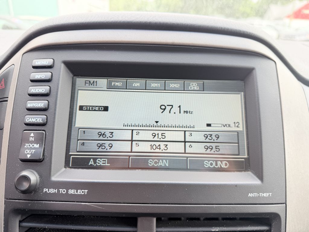 Photo 22 of this HONDA PILOT