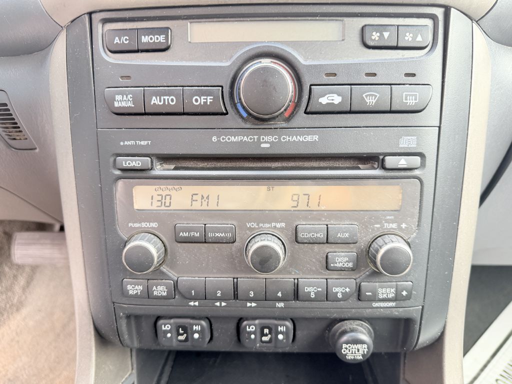 Photo 24 of this HONDA PILOT