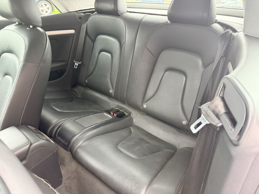Photo 5 of this AUDI A5