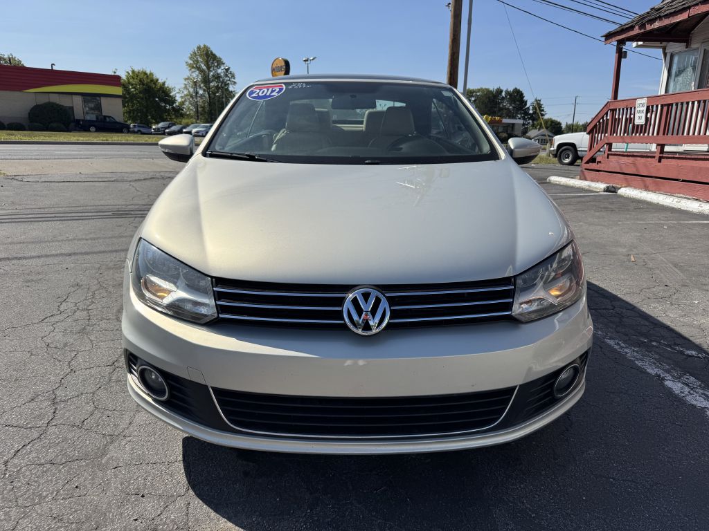 Photo 2 of this VOLKSWAGEN EOS