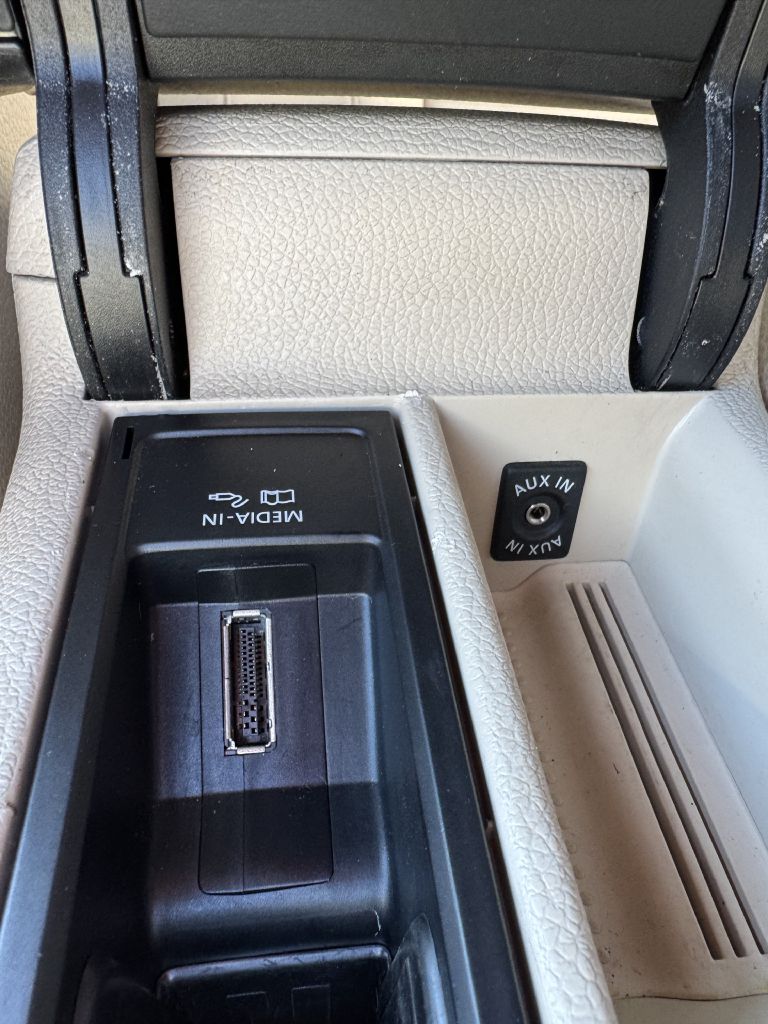 Photo 19 of this VOLKSWAGEN EOS