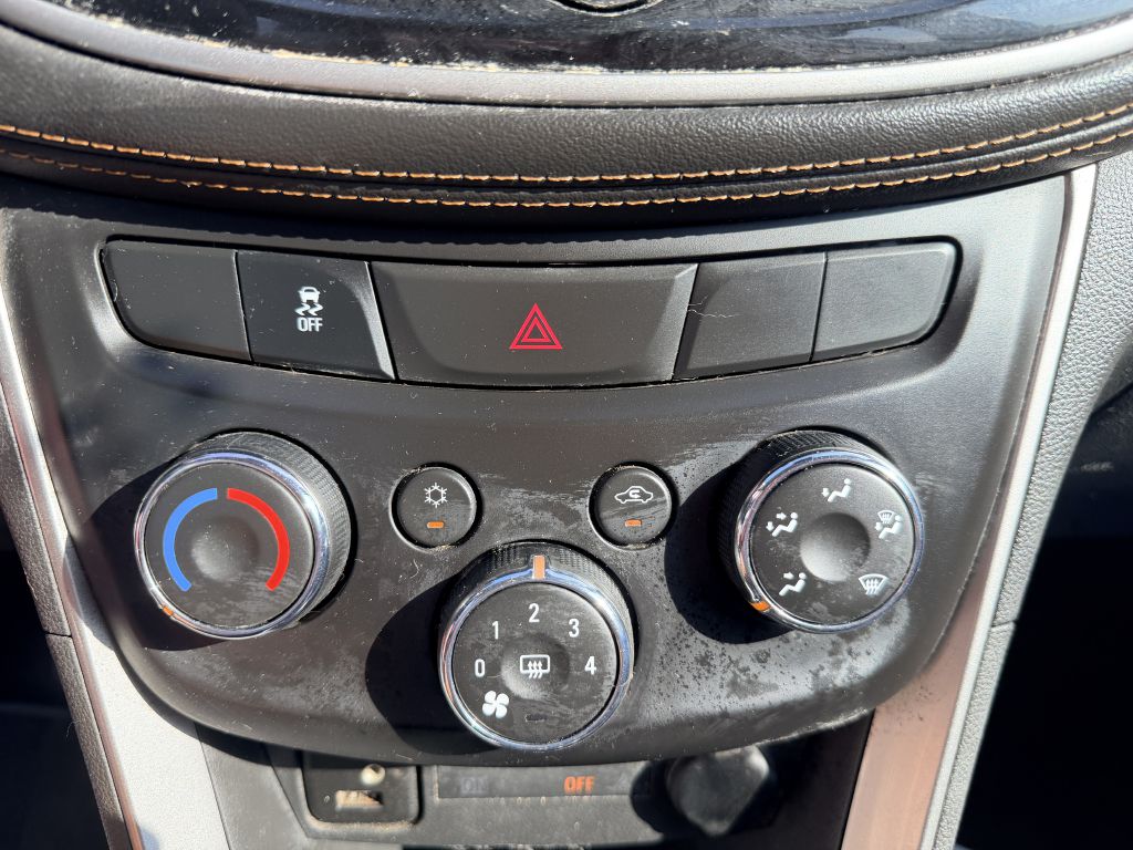 Photo 15 of this CHEVROLET TRAX