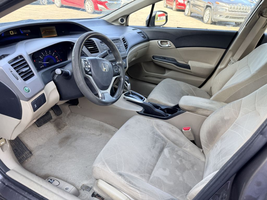 Photo 8 of this HONDA CIVIC
