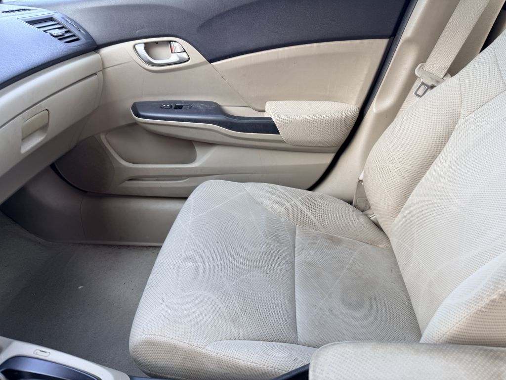 Photo 11 of this HONDA CIVIC