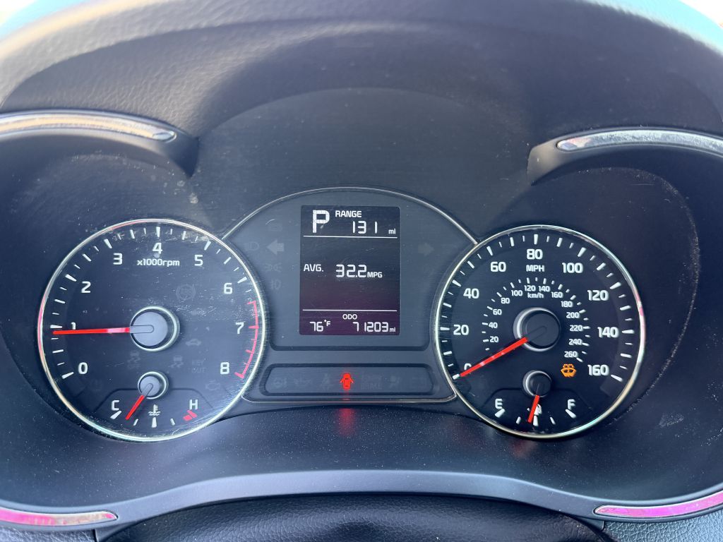 Photo 14 of this KIA FORTE