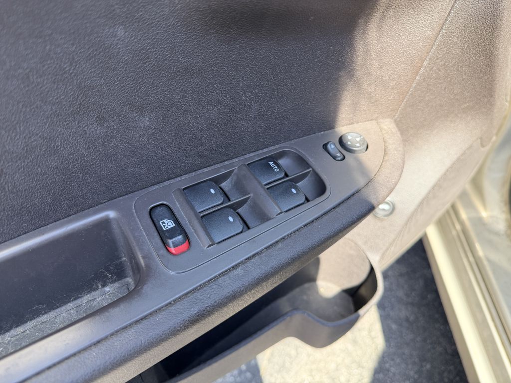 Photo 7 of this CHEVROLET MALIBU