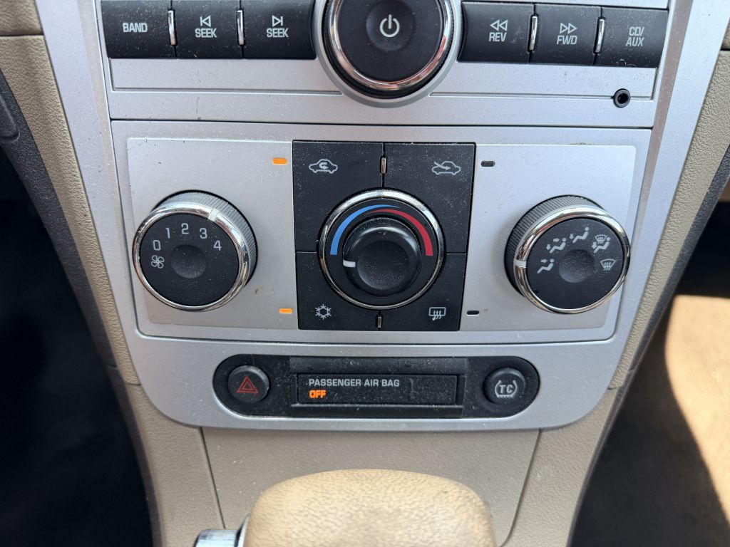 Photo 15 of this CHEVROLET MALIBU