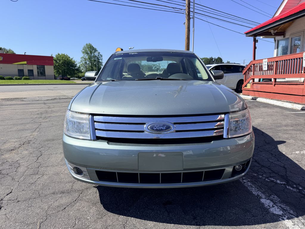 Photo 2 of this FORD TAURUS
