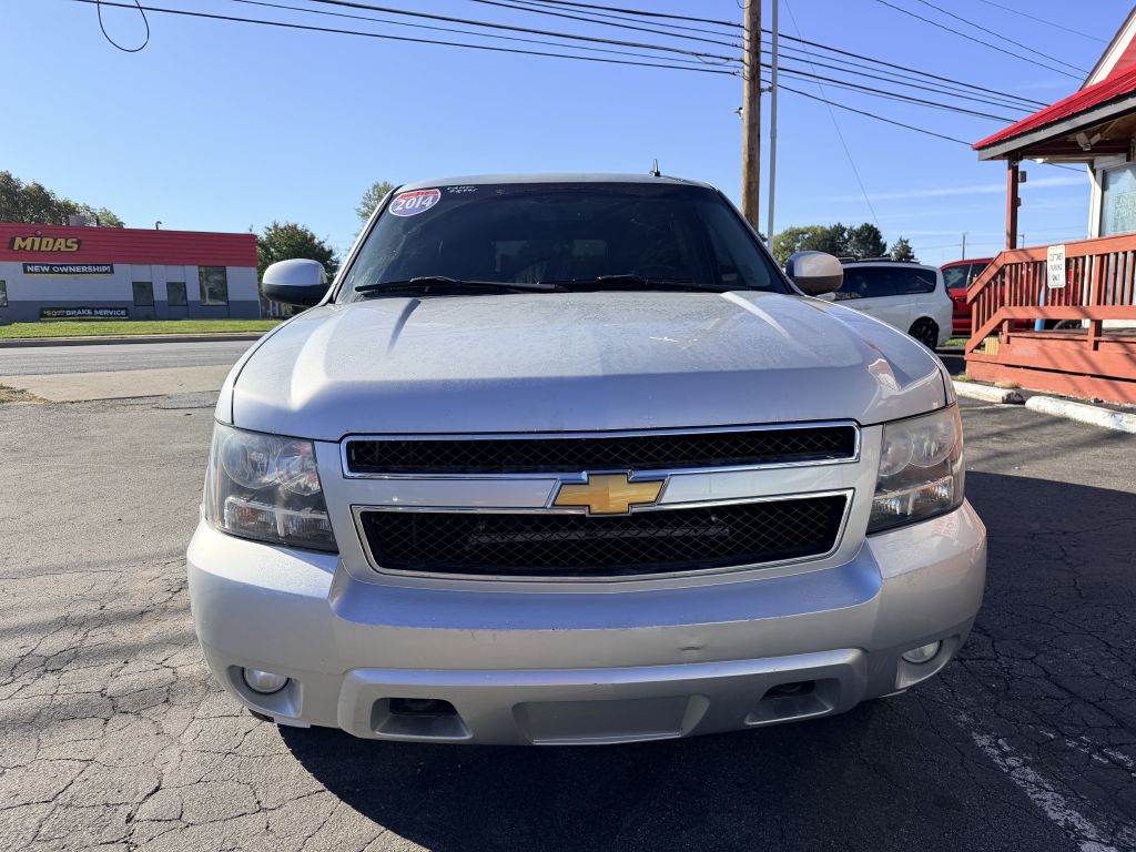 Photo 2 of this CHEVROLET TAHOE