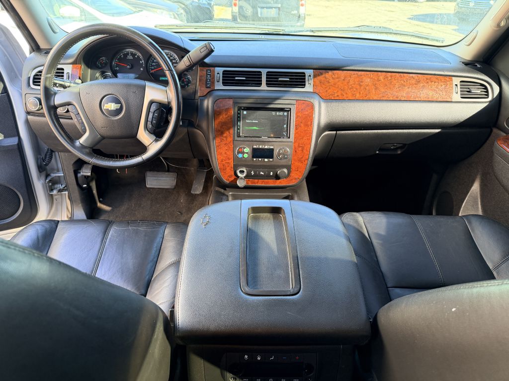 Photo 9 of this CHEVROLET TAHOE