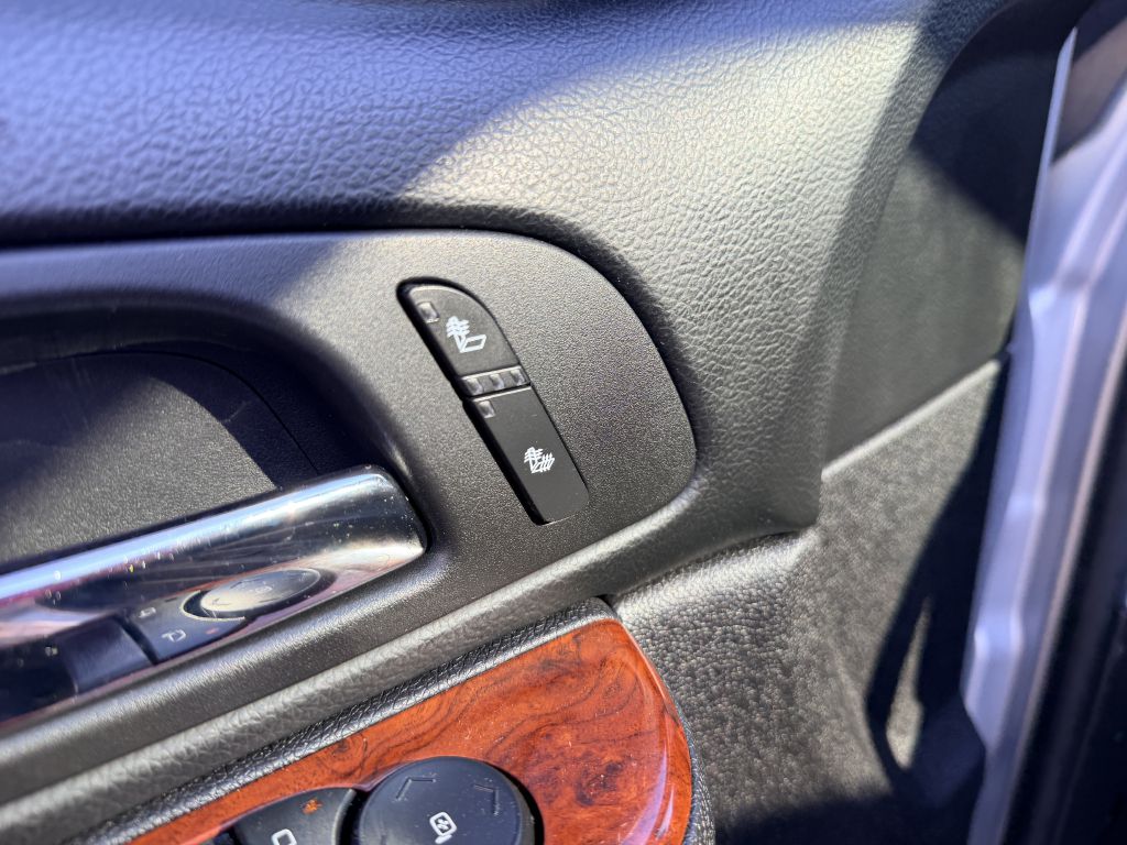Photo 11 of this CHEVROLET TAHOE