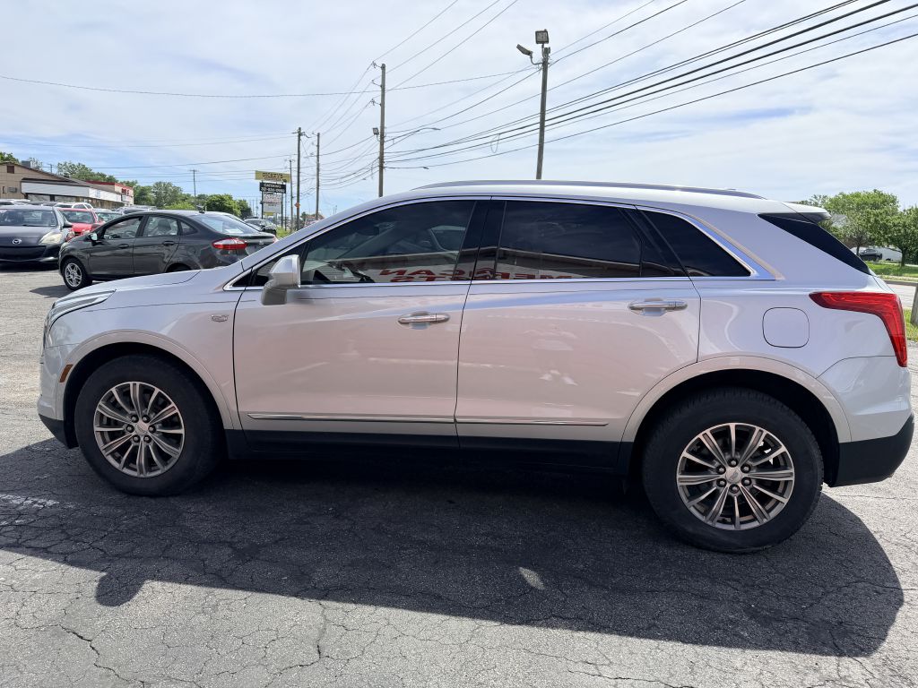 Photo 3 of this CADILLAC XT5