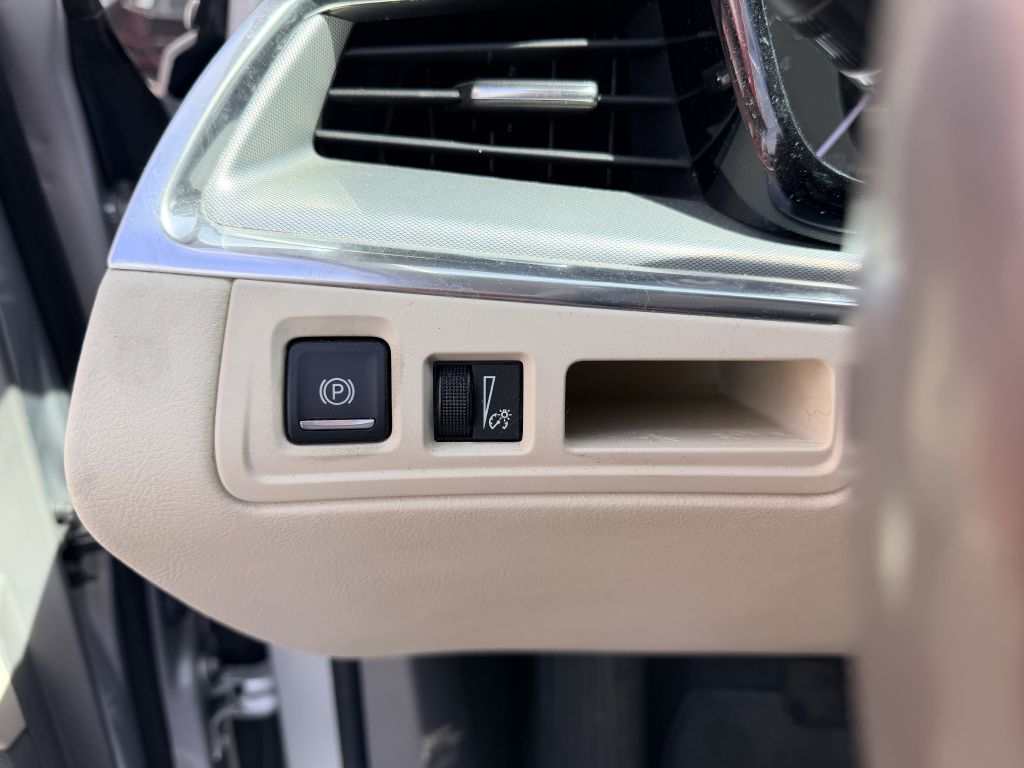 Photo 13 of this CADILLAC XT5