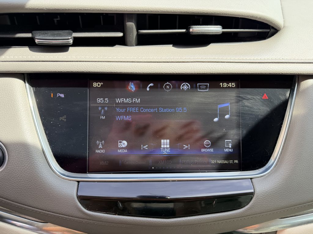 Photo 17 of this CADILLAC XT5