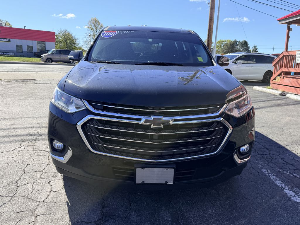 Photo 2 of this CHEVROLET TRAVERSE