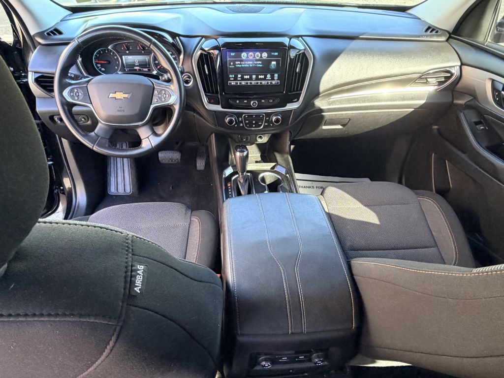 Photo 9 of this CHEVROLET TRAVERSE