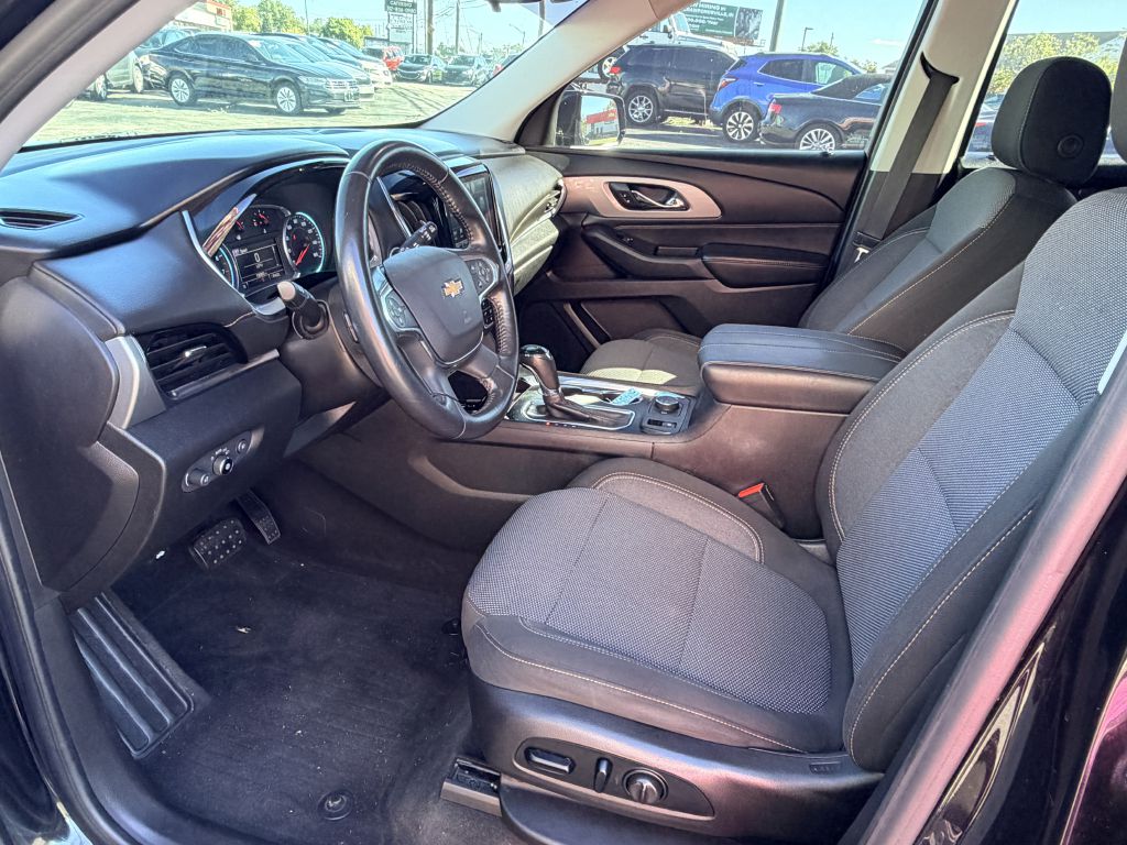 Photo 12 of this CHEVROLET TRAVERSE