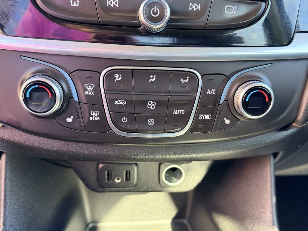 Photo 21 of this CHEVROLET TRAVERSE