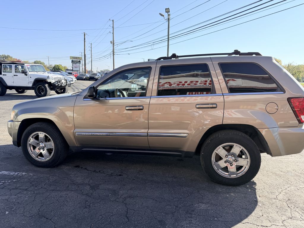 Photo 3 of this JEEP GRAND CHEROKEE