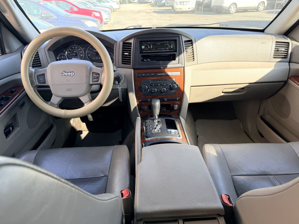 Photo 6 of this JEEP GRAND CHEROKEE