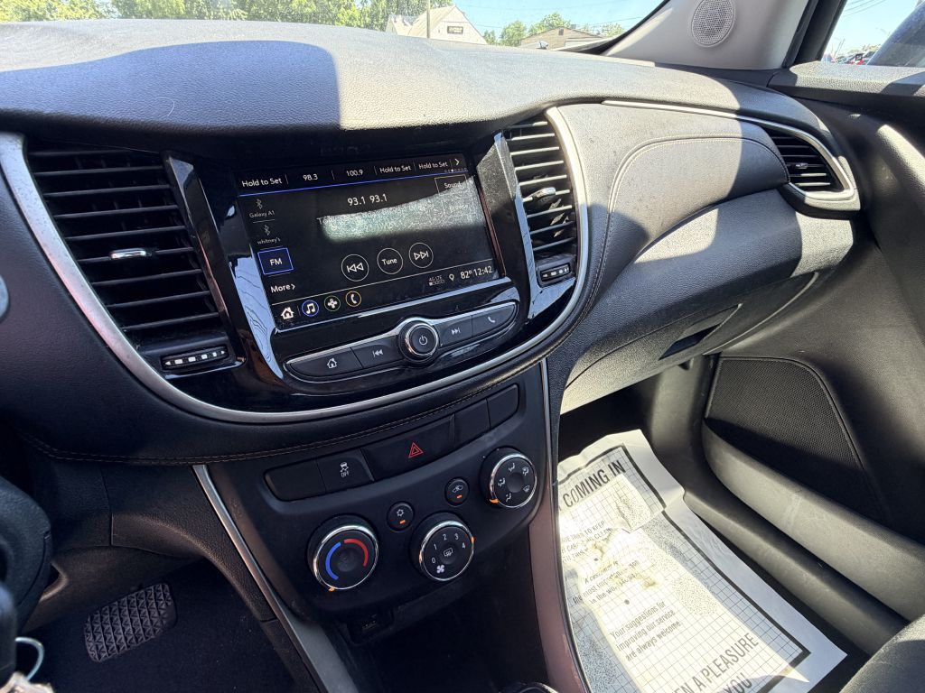 Photo 11 of this CHEVROLET TRAX