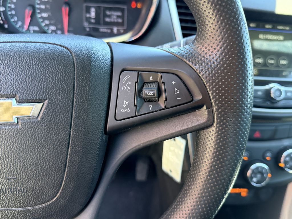 Photo 15 of this CHEVROLET TRAX
