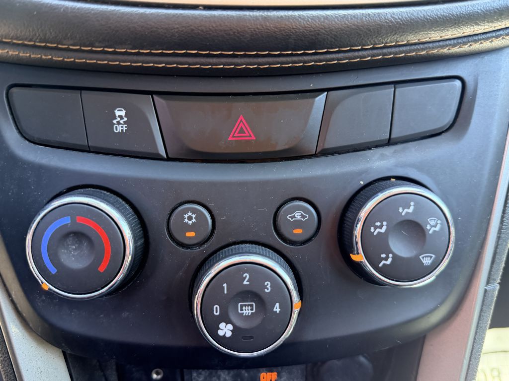 Photo 17 of this CHEVROLET TRAX