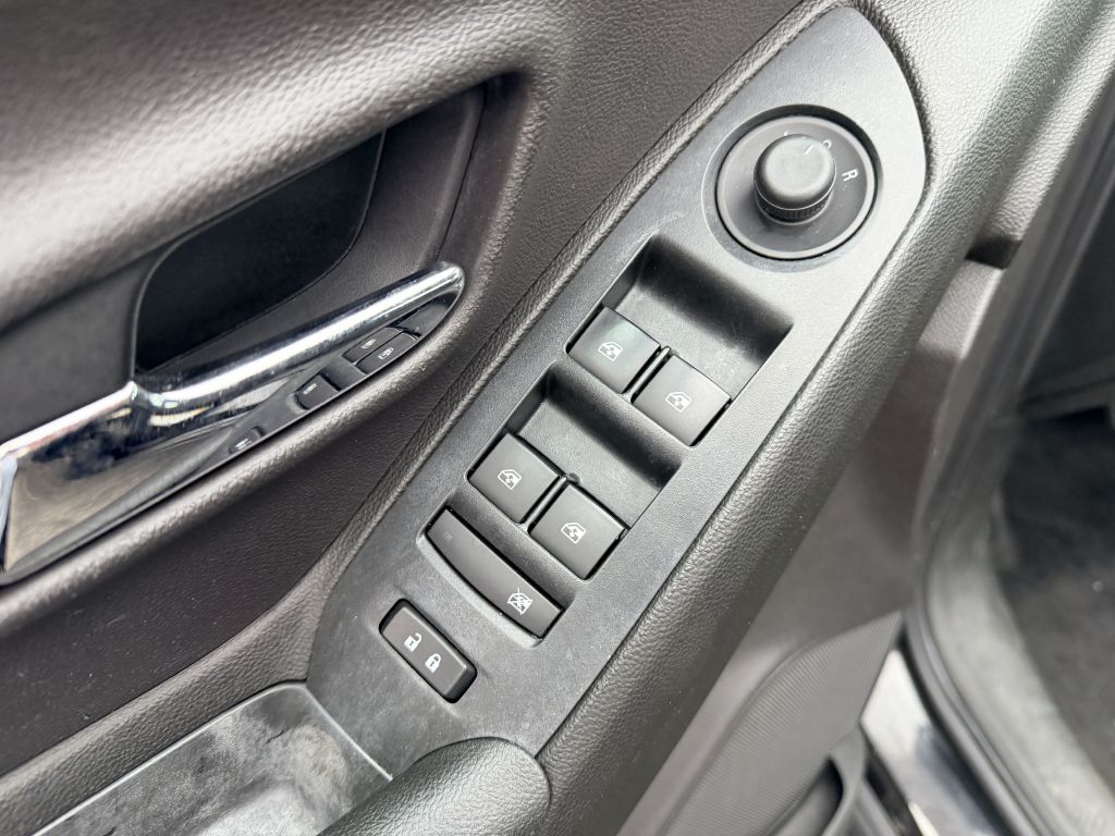 Photo 7 of this CHEVROLET TRAX