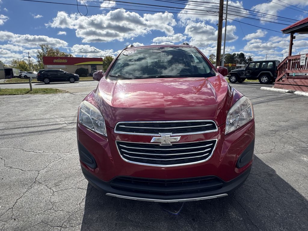 Photo 2 of this CHEVROLET TRAX