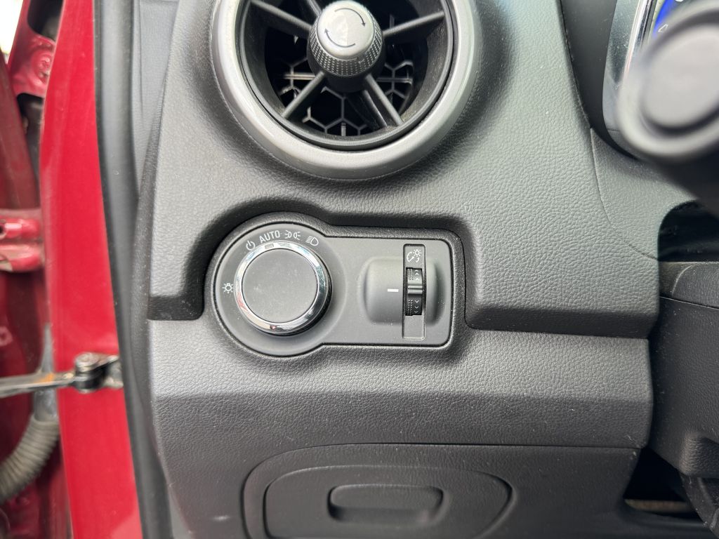 Photo 13 of this CHEVROLET TRAX